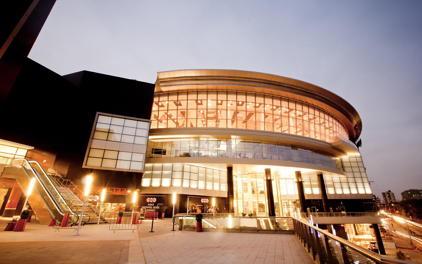 Real Plaza Salaverry